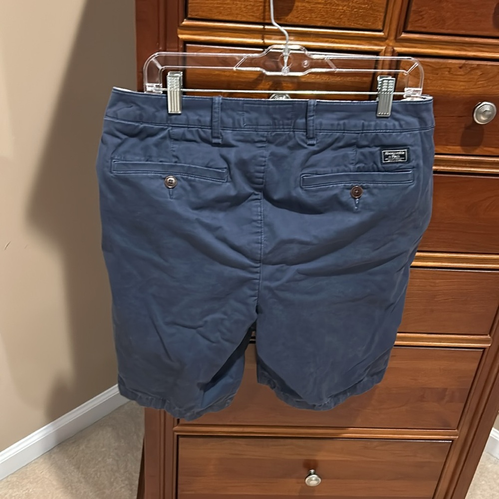 Abercrombie & Fitch shorts, size 33, navy blue, stretch, 96%cotton, 4% elastane - Picture 5 of 9